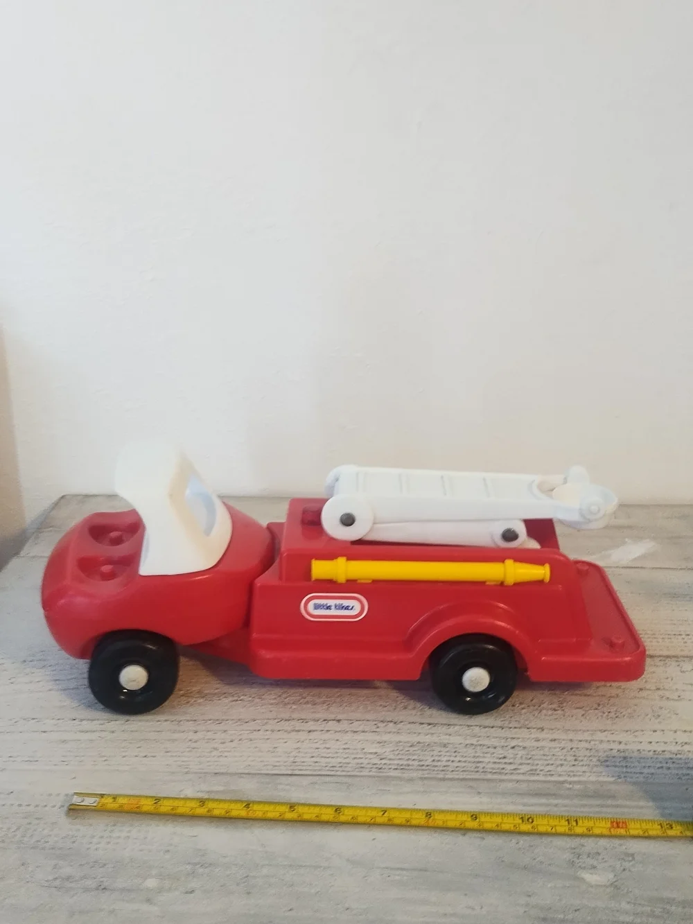 Vintage Little Tikes Toddle Tots Red Fire Truck open to offers